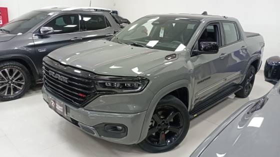 RAM RAMPAGE 2.0 HURRICANE 4 TURBO GASOLINA R/T 4X4 AUTOMÁTICO